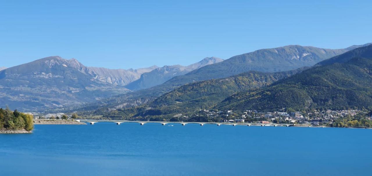 Les Apparts De La Tourronde Chorges Buitenkant foto