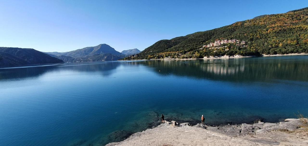 Les Apparts De La Tourronde Chorges Buitenkant foto